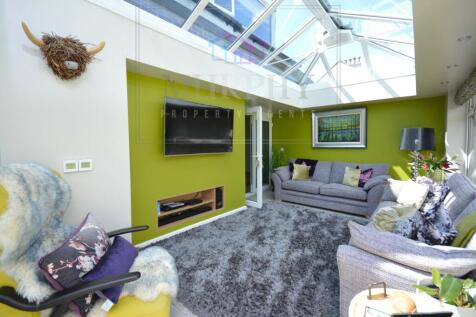 Glebe Cottage, Knottingley (46).JPG