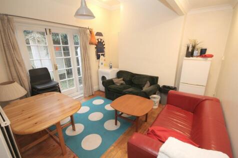 30 Sutton Street, Durham photo 2