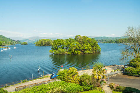 Magnificent Lake ...