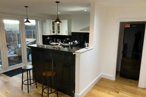 Modern breakfast bar and stylish kitchen space...