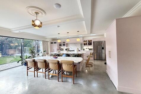 Kitchen/Diner/Family Room