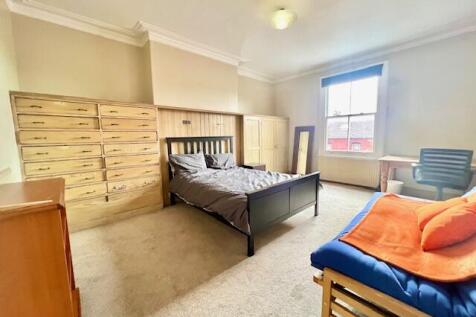 Hyde Park Road, Hyde Park, Leeds photo 4