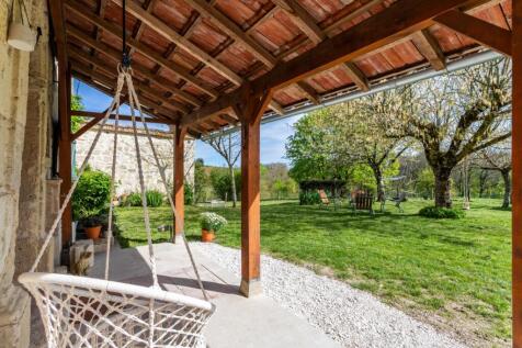 Property Image 8