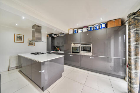 1387573-8-6942ad8...