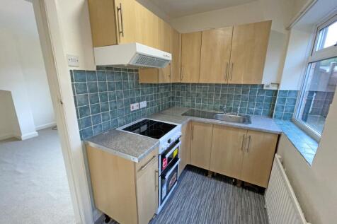 St Johns Drive, Harrogate, North Yorkshire, HG1 photo 3