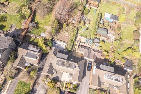 79 - 32 Sunnybank Road HX4 8JP.jpg