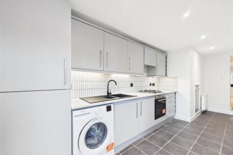 Academy Road, Crieff, Perth and Kinross, PH7 photo 4