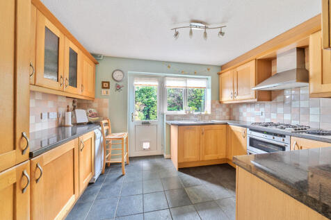 1373027-16-6904c2...