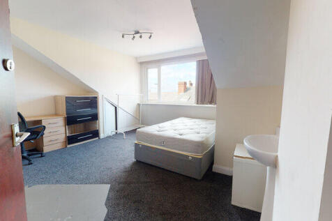 Richmond Mount, Hyde Park, Leeds photo 3