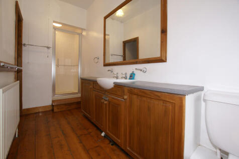 20 main rd bath