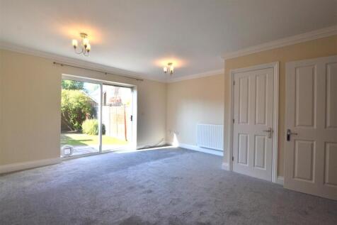 Livingroom.JPG