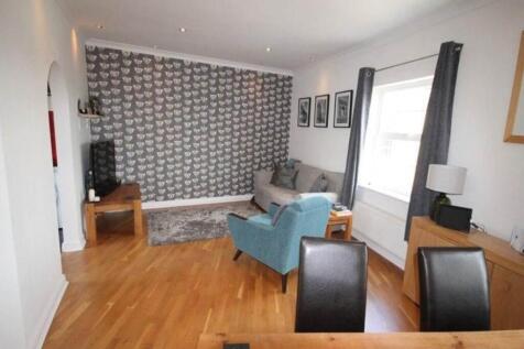 Queen Elizabeth Court, Greenwich Way, Waltham Abbey photo 4