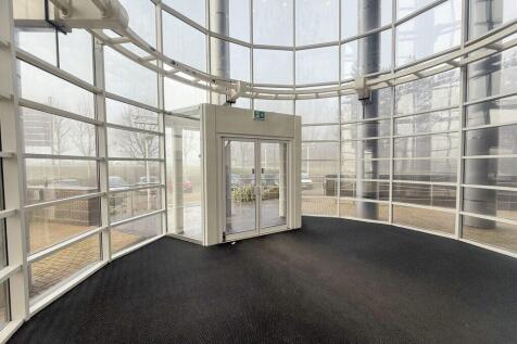 Landmark Waterfront West - Entrance