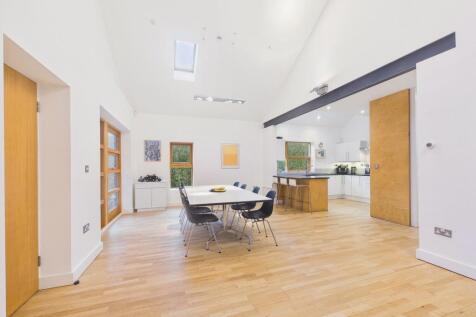 Dining Area/Kitchen