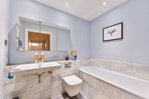 2 bed, 2 bath Flat in manchester - Photo 11
