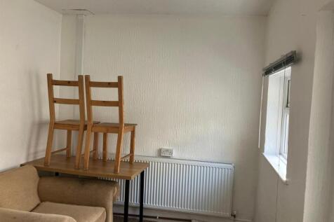 LIVING AREA.jpg