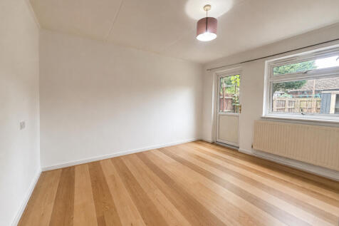 Torcastle Close, CV6 photo 3