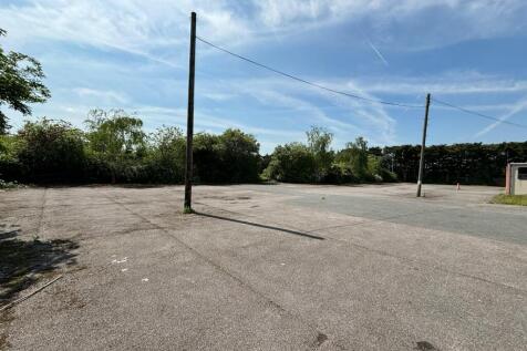 Glenhaven Yard
