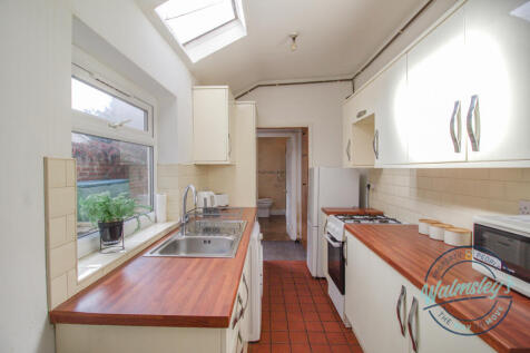 Kitchen towards bathroom