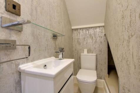 Ground Floor Cloakroom