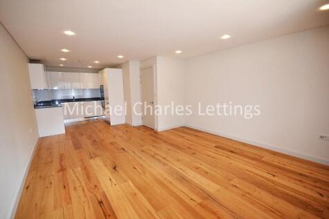 Two bedroom &amp; Two bathroom property walking dista