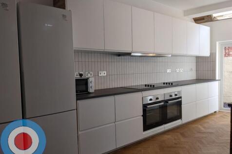 Carill Drive Manchester, M14 6WR photo 3