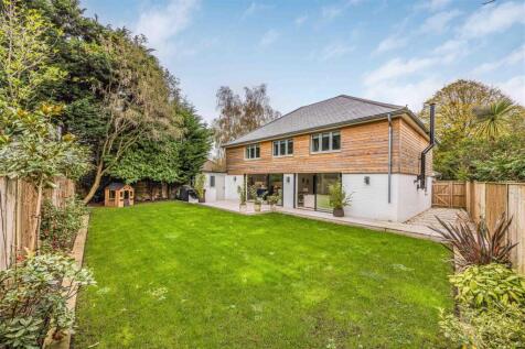 Woodlands, Broad Road, Nutbourne-Small-PorticoMark