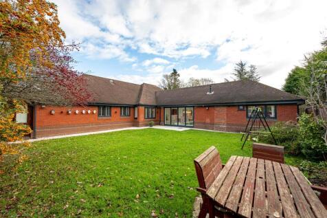22 Yew Tree Lane-27.jpg
