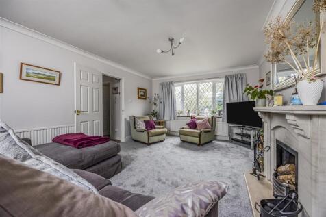 1 Conifer Drive, Hambrook-PorticoMarketing-Nexa-23