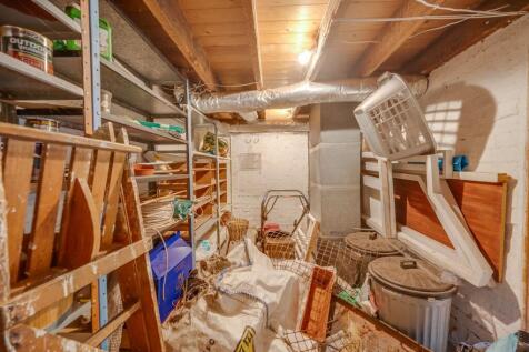 BASEMENT PERFECT FOR CONVERSION