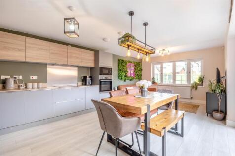 8687295-interior42.jpg