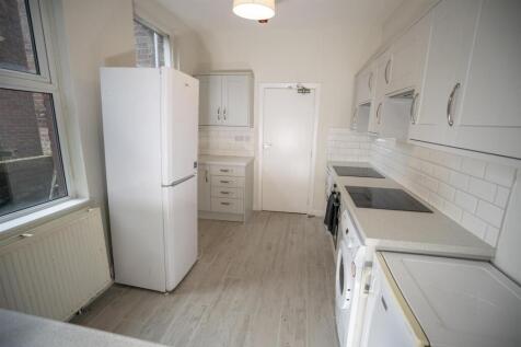 7-bed house on 10 Harcourt Road, Crookesmoor, £3,640/mo