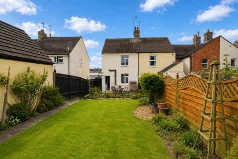 18 manor st, raunds, rear garden image.png