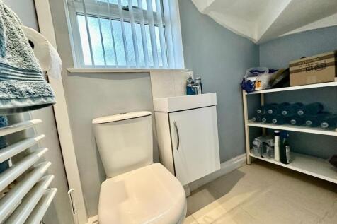 WhatsApp Image 2025-11-12 at 11.55.09_e300d4f2.jpg