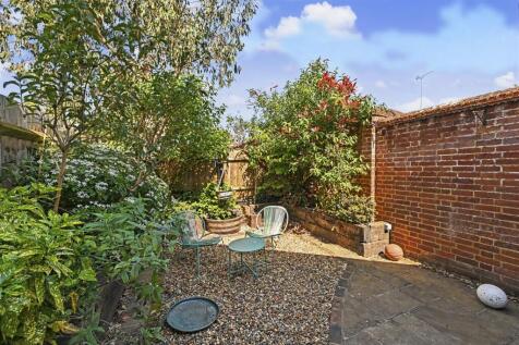 Stable-Cottage-13.jpg