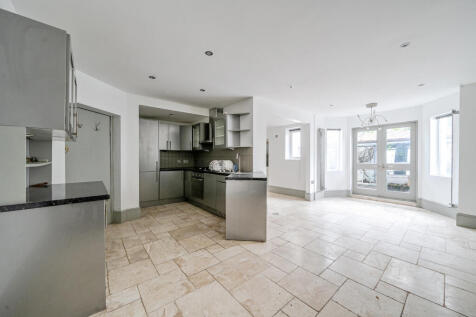 Flat 1, 28 Lower Addison Gardens, Holland Park, London, W14 8BQ