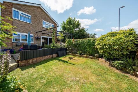 1320905-4-686e53d...