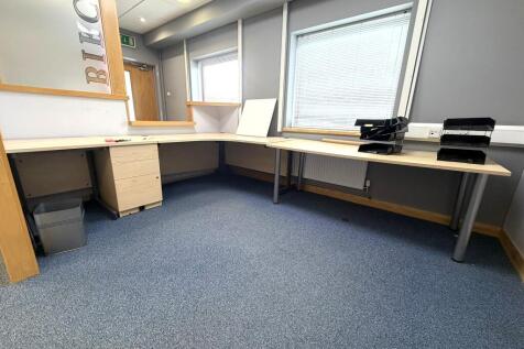 Business Park to rent Image 5