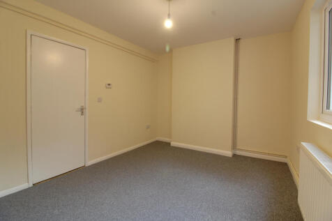 Foxhall Road, Ipswich, Suffolk photo 4