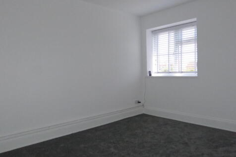 Southend Road, Hockley, Essex photo 4