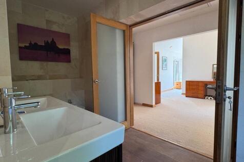 Kerin, Baldrine (26).jpg