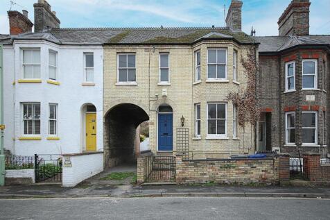 Newmarket, CB8 - property photo