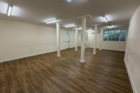Office to rent Image 4