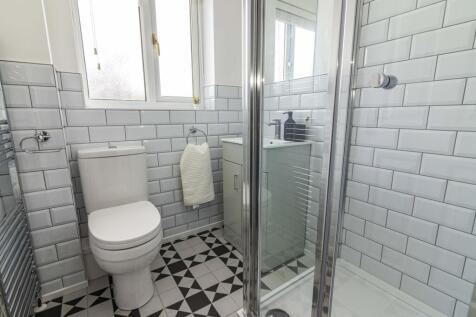 Heron Drive, Lenton, NG7 photo 3