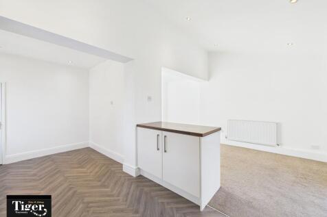 CAM03440G0-PR0489...