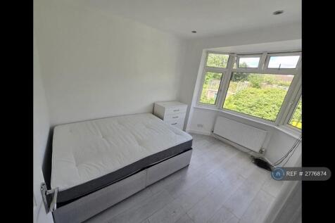 Bedroom - £700 