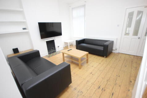 4-bed terraced on Woodcroft Road, Liverpool, £628/mo