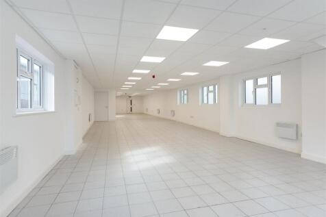 13-15 Western Road 08.25 1797-4.jpg