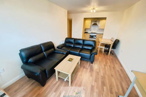 Clarkson Court, Hatfield photo 4