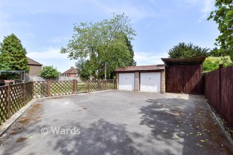 Driveway/Parking